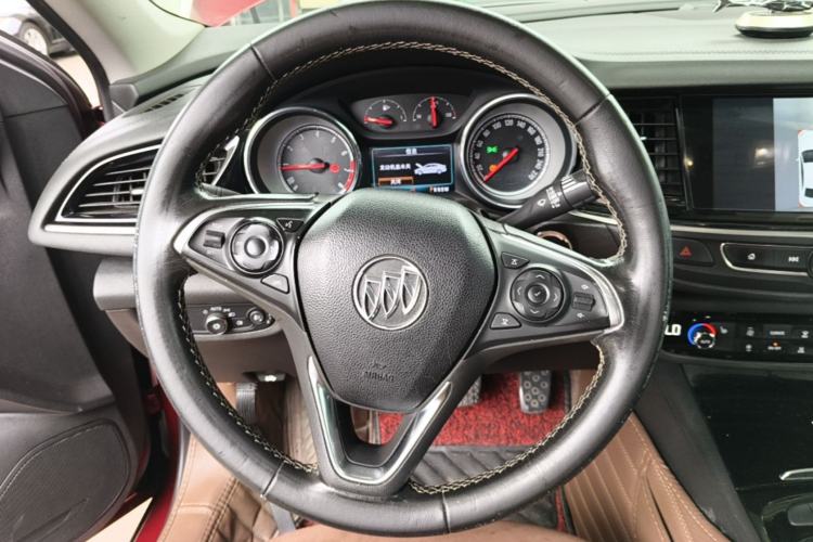 Used Buick Regal 2017 20T Elite Edition Steering Wheel