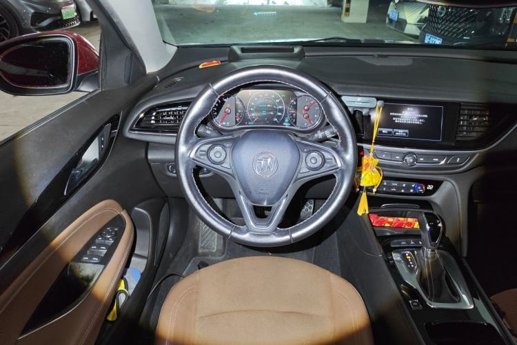 Used Buick Regal 2017 20T Prestige Model Steering Wheel