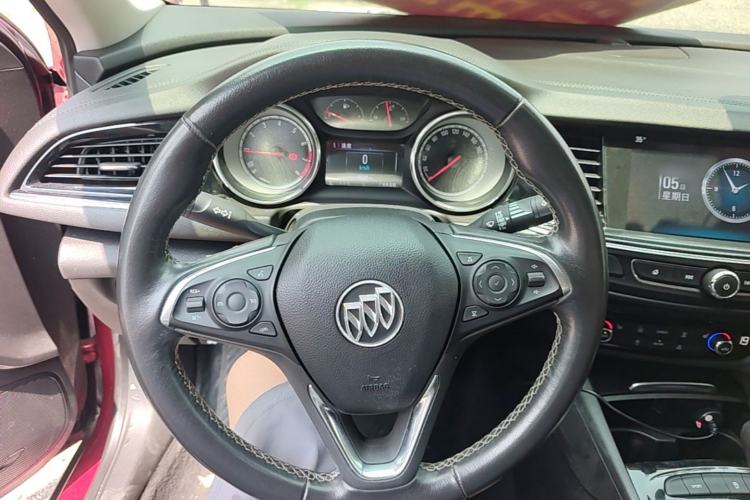 Used Buick Regal 2017 20T Elite Edition Steering Wheel