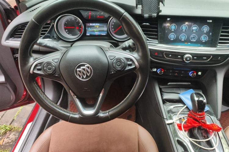 Used Buick Regal 2017 20T Elite Edition Steering Wheel