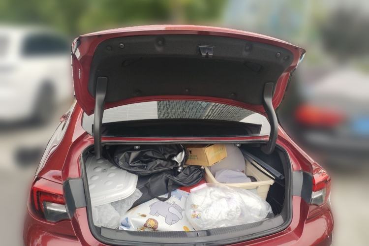 Used Buick Regal 2017 20T Elite Edition Trunk