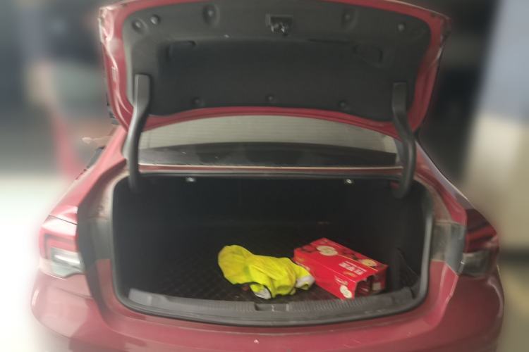 Used Buick Regal 2017 20T Luxury Model Trunk