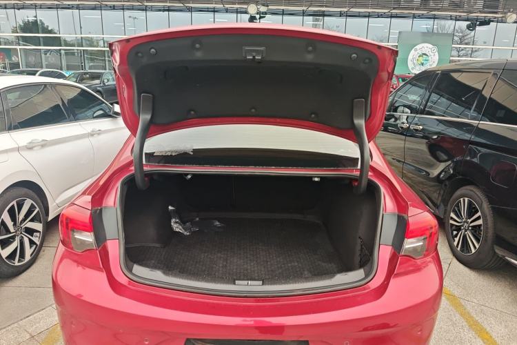 Used Buick Regal 2017 20T Elite Edition Trunk