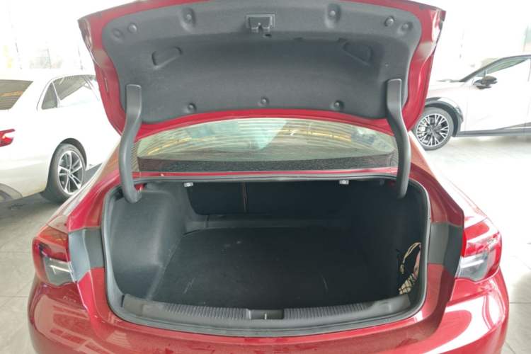 Used Buick Regal 2017 20T Luxury Model Trunk