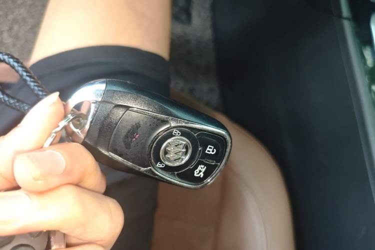 Used Buick Regal 2017 20T Prestige Model Vehicle Key