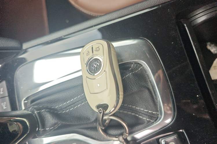 Used Buick Regal 2017 28T Prestige Model Vehicle Key