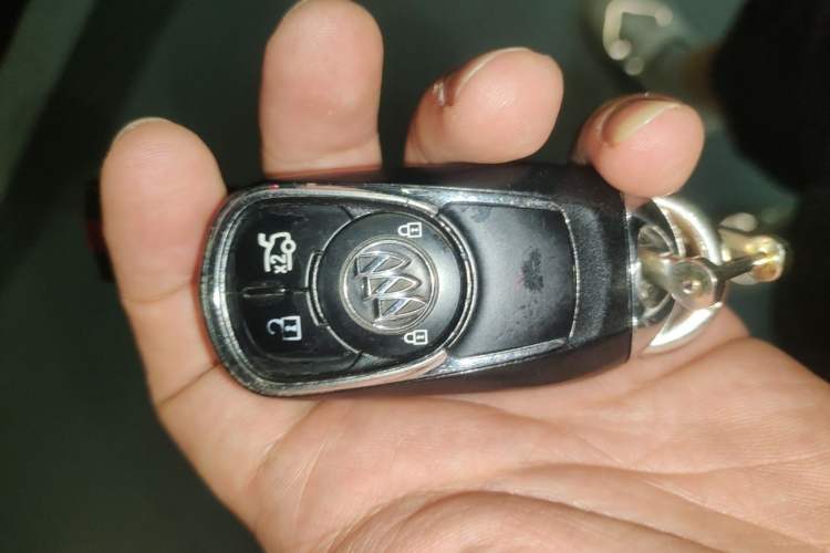 Used Buick Regal 2017 30H Luxury Version Vehicle Key