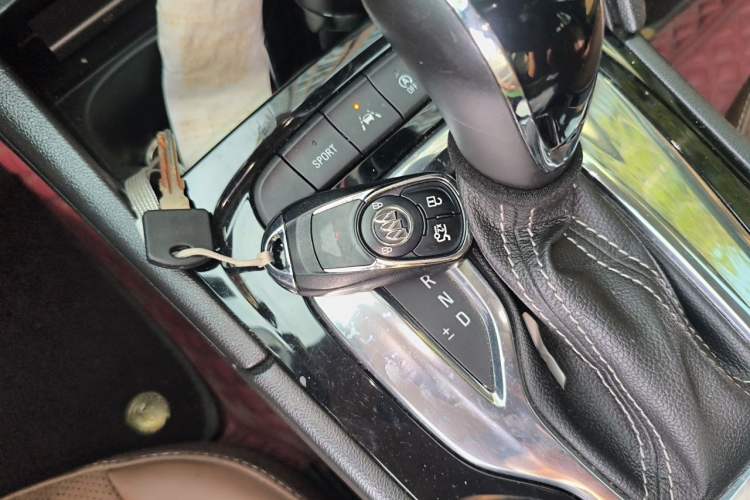 Used Buick Regal 2017 20T Prestige Model Vehicle Key
