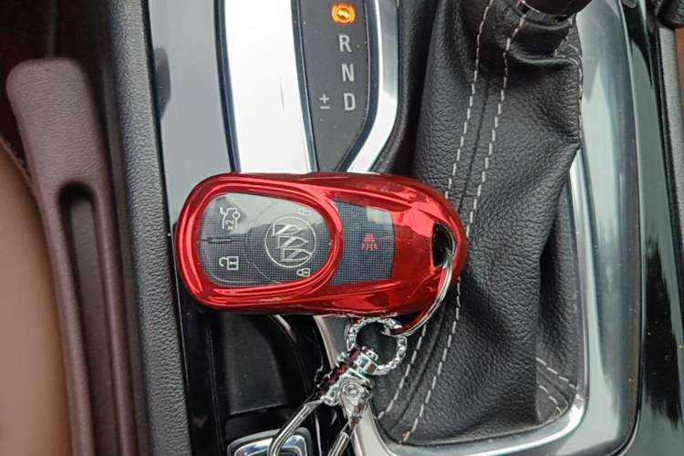 Used Buick Regal 2017 20T Elite Edition Vehicle Key