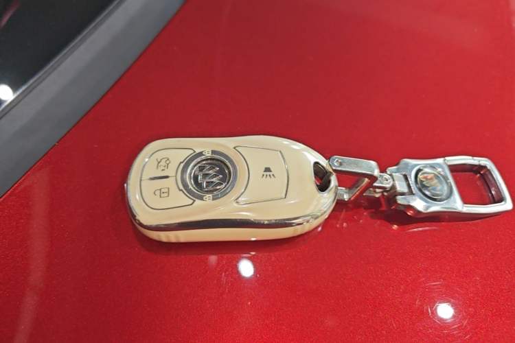 Used Buick Regal 2017 20T Elite Edition Vehicle Key