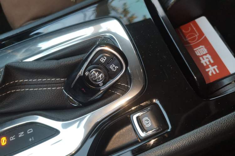 Used Buick Regal 2017 20T Luxury Model Vehicle Key