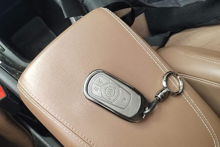 Used Buick Regal 2017 28T Prestige Model Vehicle Key