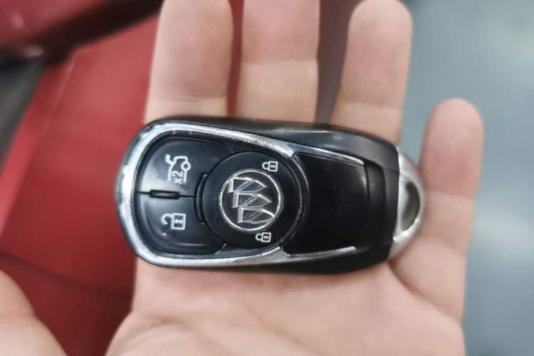 Used Buick Regal 2017 20T Luxury Model Vehicle Key