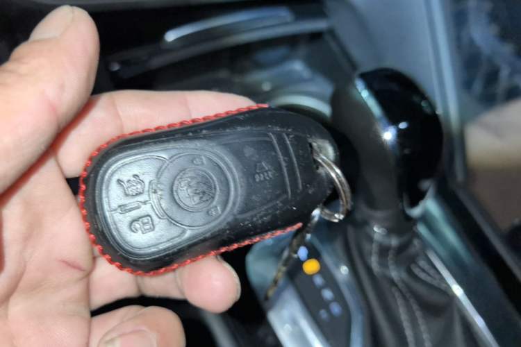 Used Buick Regal 2017 20T Prestige Model Vehicle Key