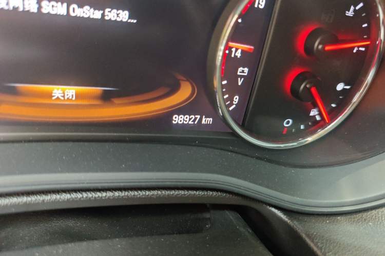 Used Buick Regal 2017 GS 28T Prestige Model Odometer Close Up
