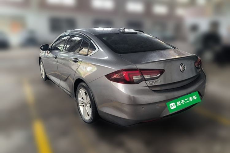 Used Buick Regal 2017 20T Elite Edition Rear Left 45 Deg