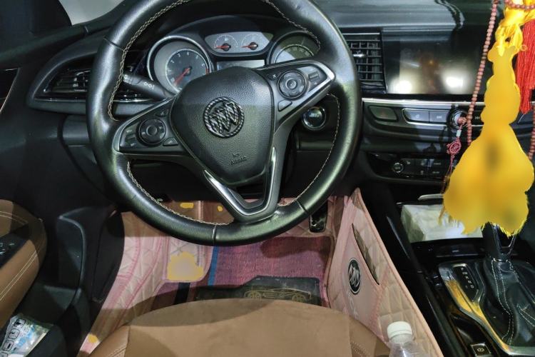 Used Buick Regal 2017 20T Elite Edition Steering Wheel