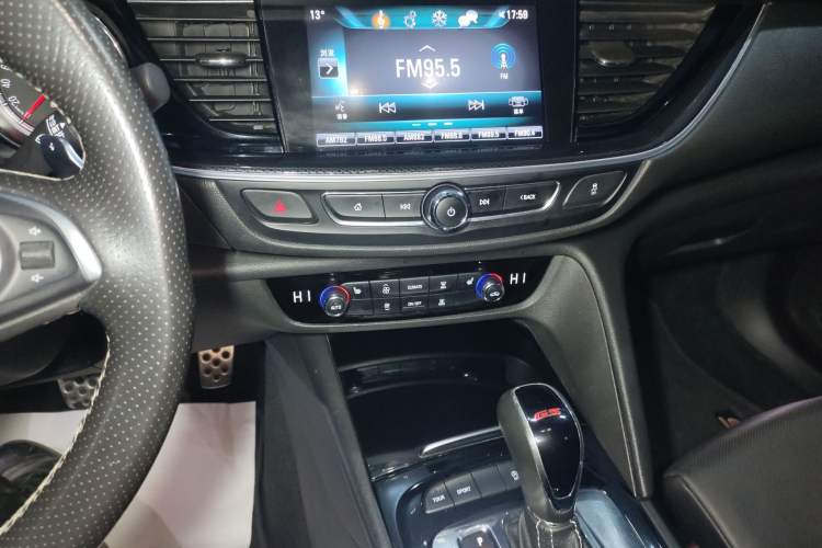 Used Buick Regal 2017 GS 28T Luxury Model Audio And AC Panel