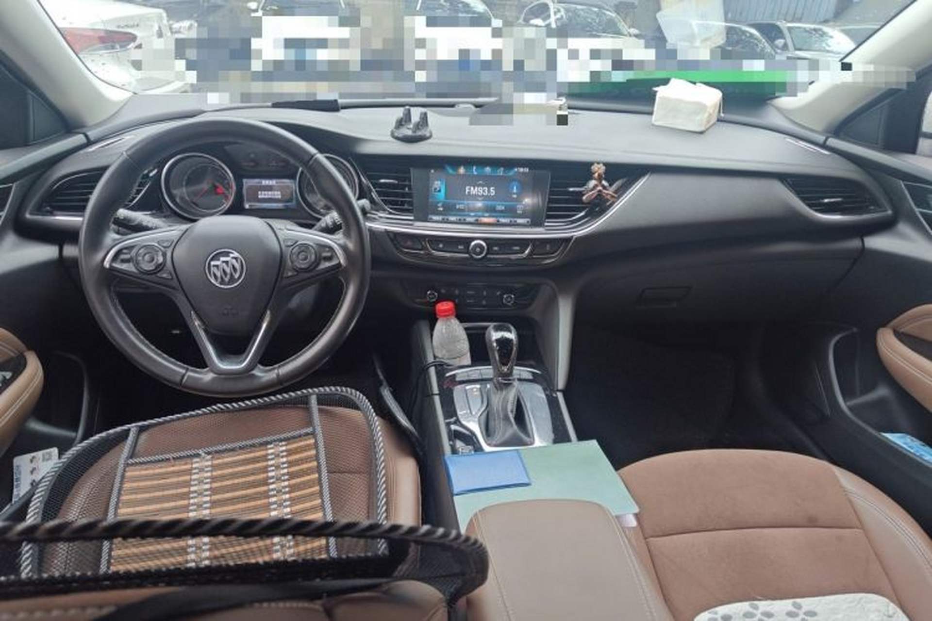 Used Buick Regal 2017 20T Elite Edition Center Console