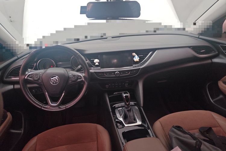 Used Buick Regal 2017 20T Elite Edition Center Console
