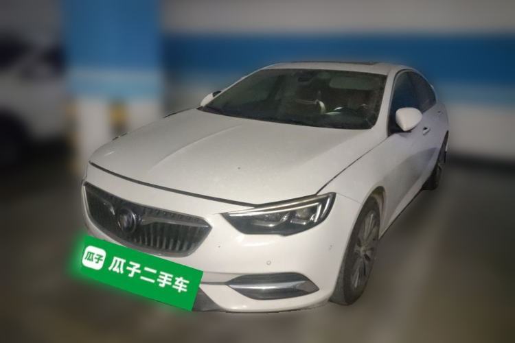 Używany Buick Regal 2017 28T Prestige Model Guazi used car, China used car export, Used car for sale, Used cars, Cheapest cars for sale