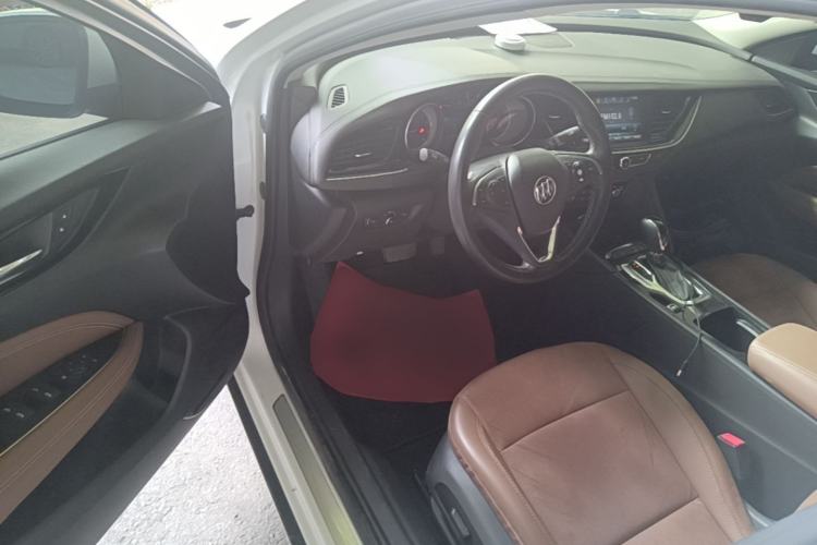 Used Buick Regal 2017 20T Luxury Model Driver Seat