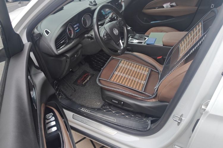 Used Buick Regal 2017 20T Elite Edition Driver Seat