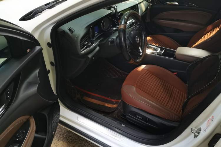 Used Buick Regal 2017 20T Elite Edition Driver Seat