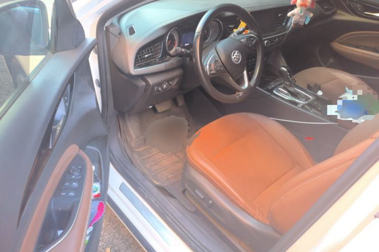 Used Buick Regal 2017 20T Elite Edition Driver Seat