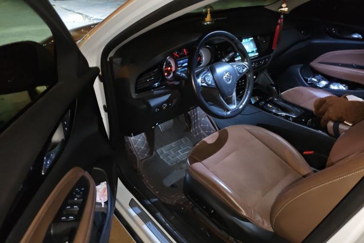 Used Buick Regal 2017 20T Luxury Model Driver Seat