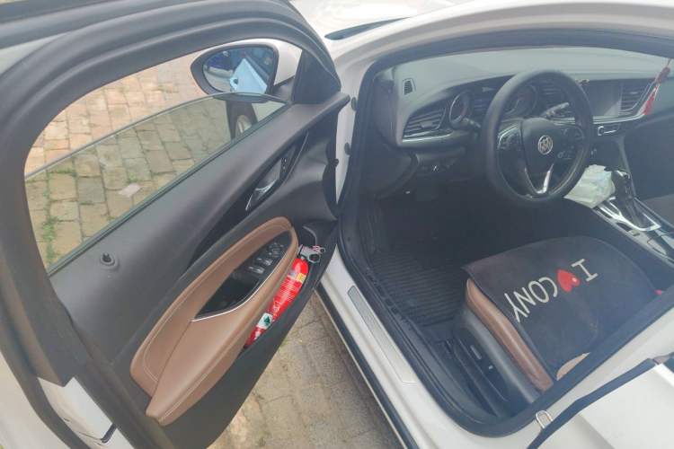 Used Buick Regal 2017 20T Elite Edition Driver Seat