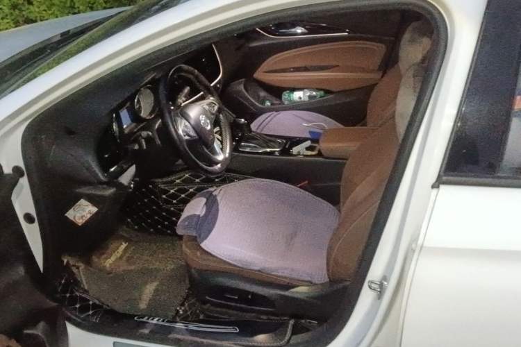 Used Buick Regal 2017 20T Elite Edition Driver Seat