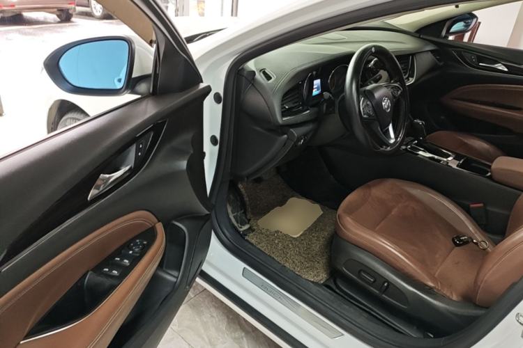Used Buick Regal 2017 20T Elite Edition Driver Seat