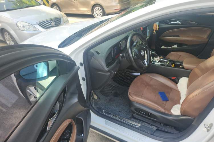 Used Buick Regal 2017 20T Elite Edition Driver Seat