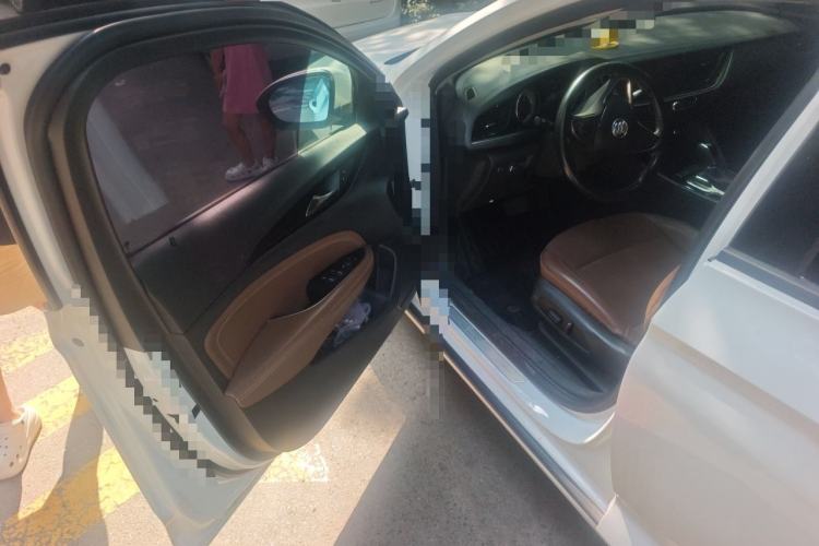 Used Buick Regal 2017 20T Elite Edition Driver Seat