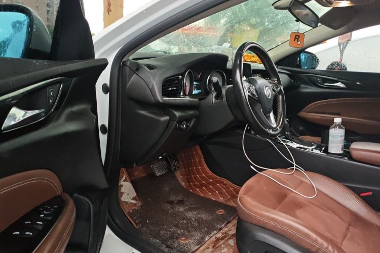 Used Buick Regal 2017 20T Elite Edition Driver Seat