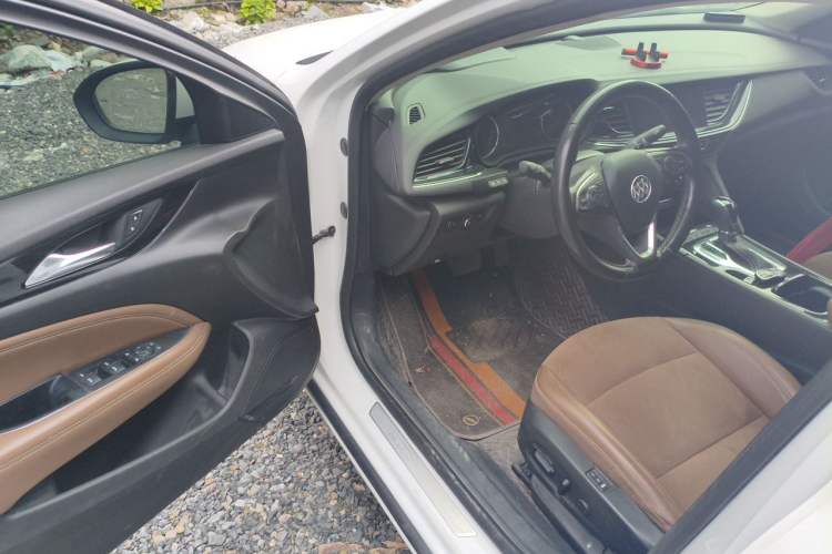 Used Buick Regal 2017 20T Prestige Model Driver Seat