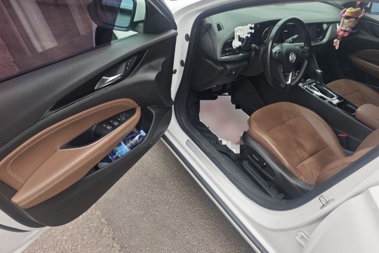 Used Buick Regal 2017 20T Luxury Model Driver Seat