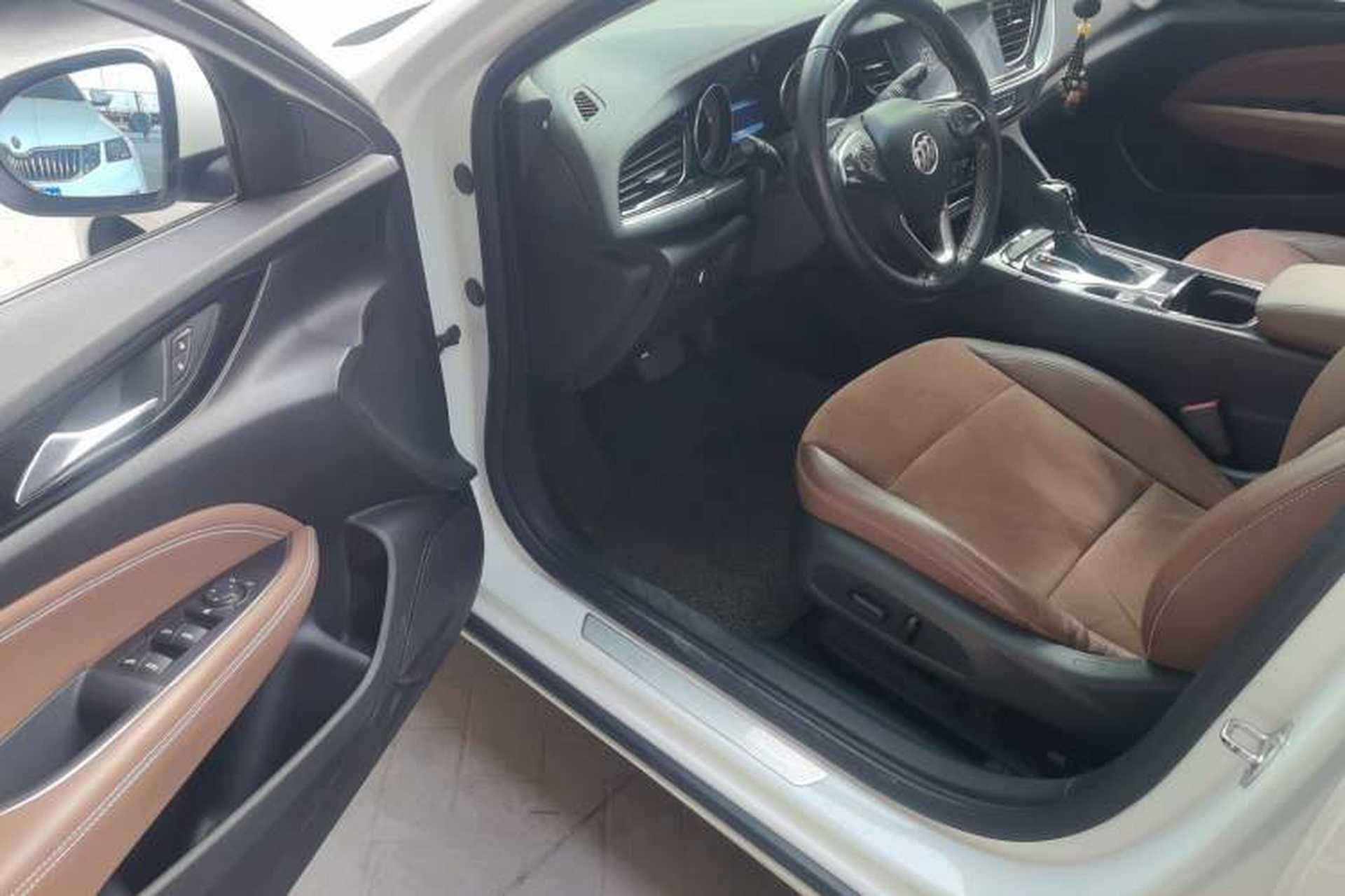Used Buick Regal 2017 20T Elite Edition Driver Seat