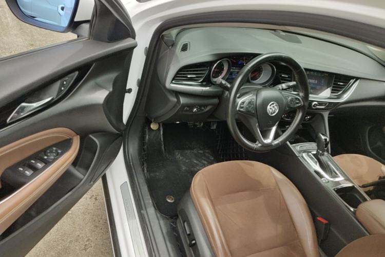 Used Buick Regal 2017 20T Elite Edition Driver Seat