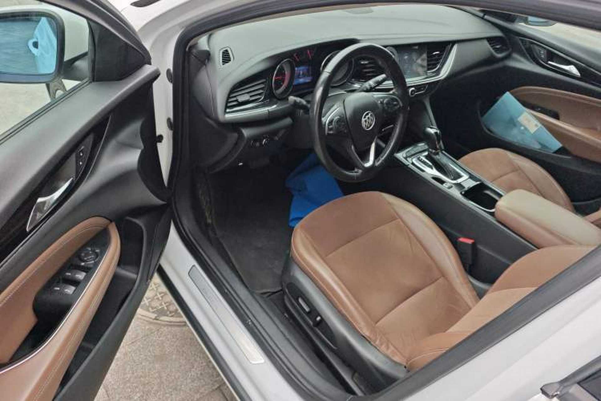 Used Buick Regal 2017 20T Elite Edition Driver Seat