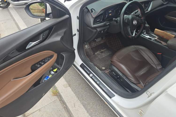 Used Buick Regal 2017 20T Prestige Model Driver Seat