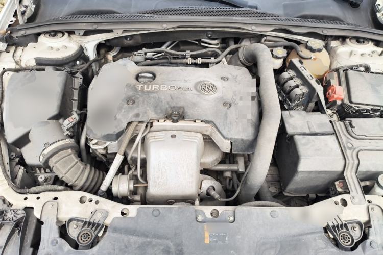 Used Buick Regal 2017 28T Prestige Model Engine Bay