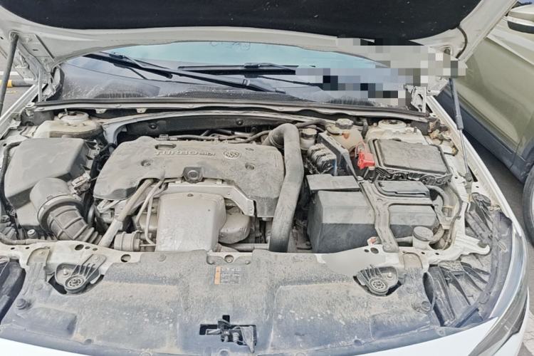 Used Buick Regal 2017 28T Prestige Model Engine Bay