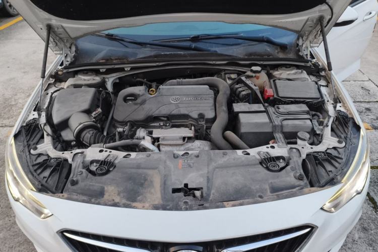 Used Buick Regal 2017 20T Luxury Model Engine Bay