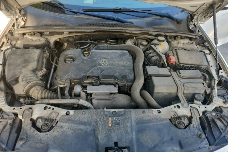 Used Buick Regal 2017 20T Elite Edition Engine Bay