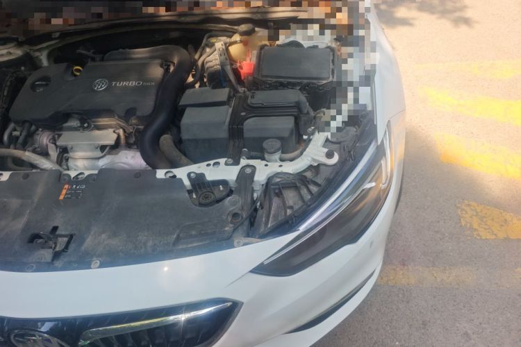 Used Buick Regal 2017 20T Elite Edition Engine Bay Left