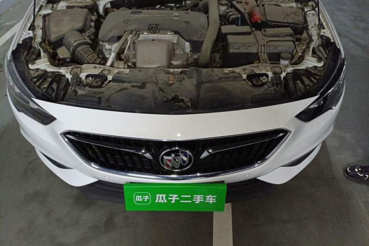 Used Buick Regal 2017 28T Luxury Edition Engine Bay
