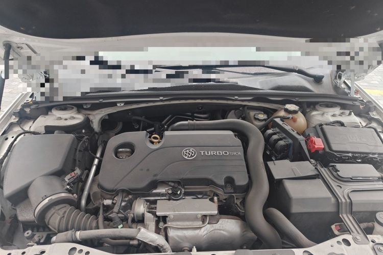 Used Buick Regal 2017 20T Elite Edition Engine Bay