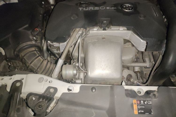 Used Buick Regal 2017 28T Prestige Model Engine Bay Right